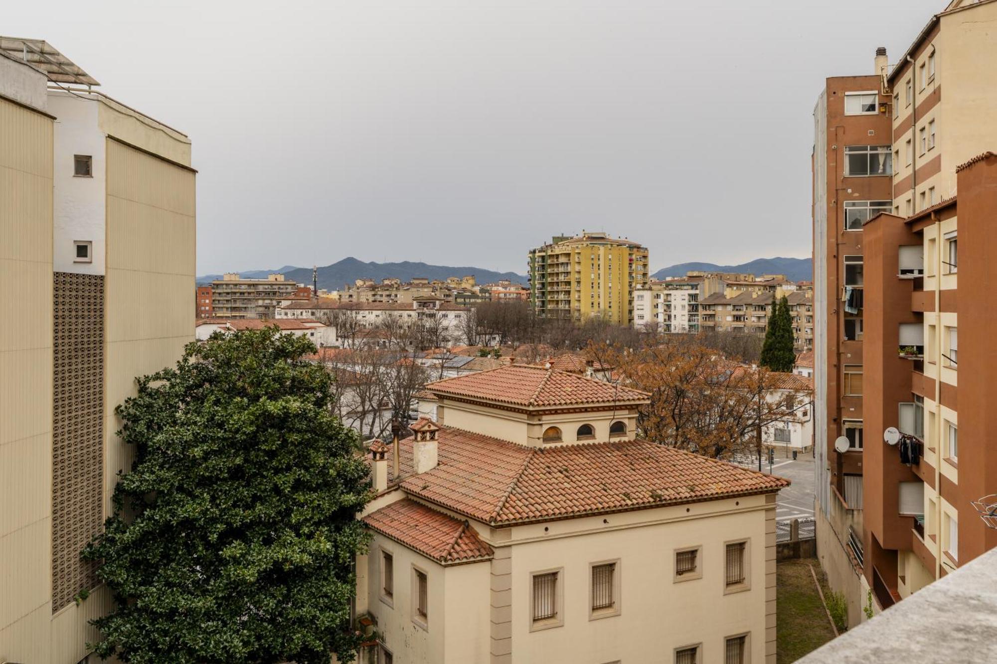 Apartamento Con Dos Grandes Terrazas En Girona Exterior foto